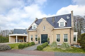 Villa Eltins