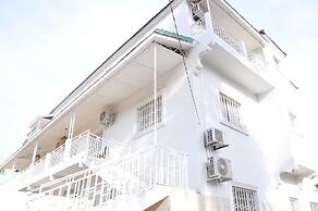 B2 Self Catering Apartments