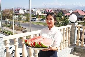 Garden Hotel & Spa
