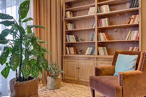 Garden Hotel & Spa