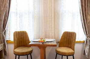 April Hotel