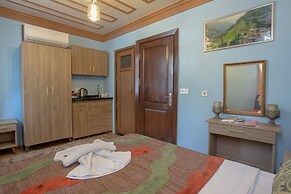 April Hotel