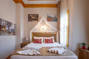 April Hotel