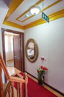 April Hotel