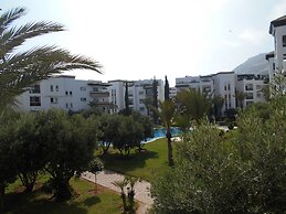 Lovely two Bedroom Apartment Ref T24302