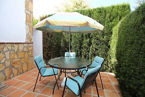 1053 Villa Seral