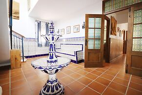1053 Villa Seral