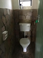 Nyangombe Backpackers