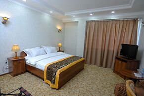 VIARDO Hotel