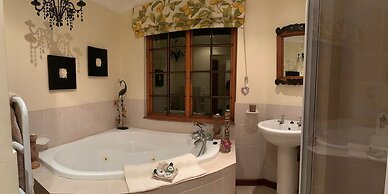 Otters Den Self Catering Cottages