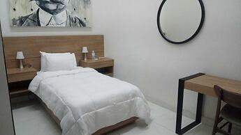 Hotel Via Real