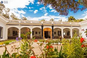 Hosteria Hacienda Pinsaqui