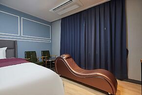 Gloa Hotel