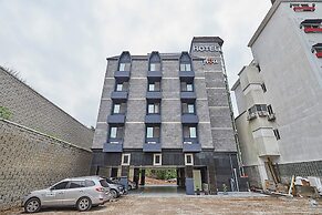 Gloa Hotel