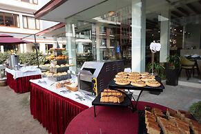 The Malla Hotel