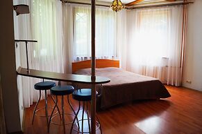 Sedanka Park Hotel