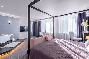 Sedanka Park Hotel