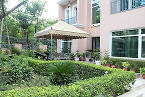 Royal Residence Iffco Chowk