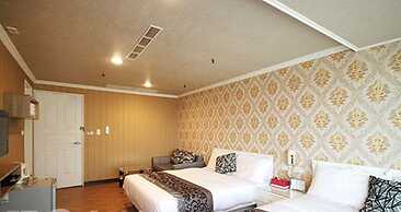 Ya Tai Hotel