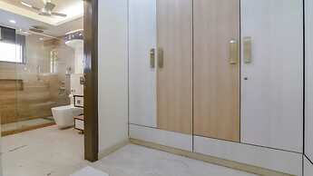 Royal Residence Cyber City