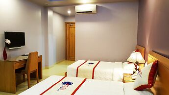 GeM.Th Hotel