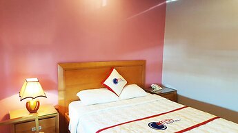GeM.Th Hotel