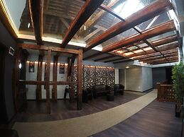 Vendi Grand Square Residence