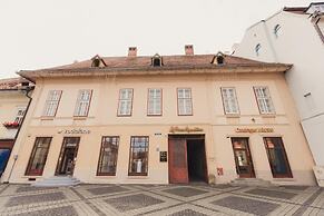 Vendi Grand Square Residence
