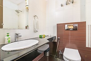 Royal Residence Huda City Centre