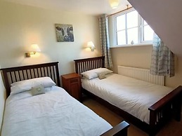 The Harp Inn