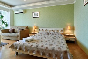 Home-Hotel Evgenia Sverstuka 8