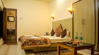 Hotel Ganga Basin
