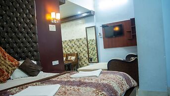 Hotel Ganga Basin