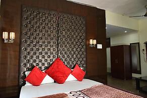 Hotel Ganga Basin