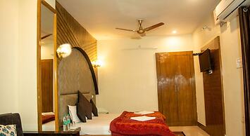 Hotel Ganga Basin