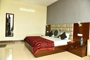Hotel Ganga Basin