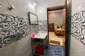 Hotel Ganga Basin