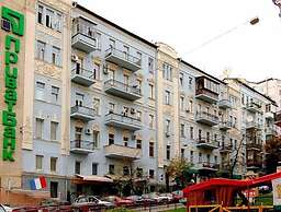 Home-Hotel Kostelnaya 3