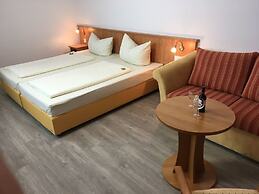 Main Kinzig Hotel am Limes