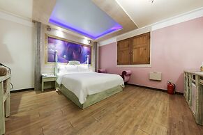 Amore Motel