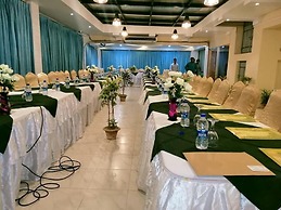 The Alina Hotel & Suites