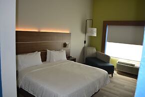 Holiday Inn Express & Suites Liberal by IHG