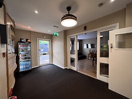 The Commongate Hotel