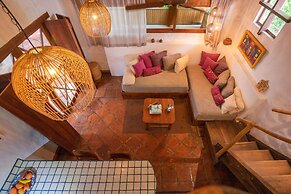 Sueno del Mar Beachfront Hotel