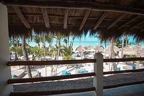 Amaité Beach Hotel