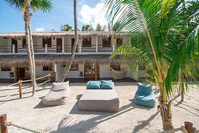 Amaité Beach Hotel