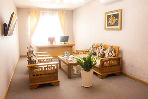 HANZ Pleiku Hotel