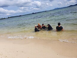 Berakit Bay Resort