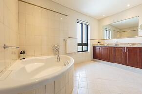 Elara & Golf Villas - curated by Park Hyatt Dubai