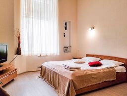 Home-Hotel Mikhaylovskiy per. 9B-2